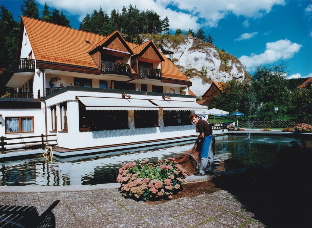 Gaestehaus Forellenhof Pottenstein Exterior foto